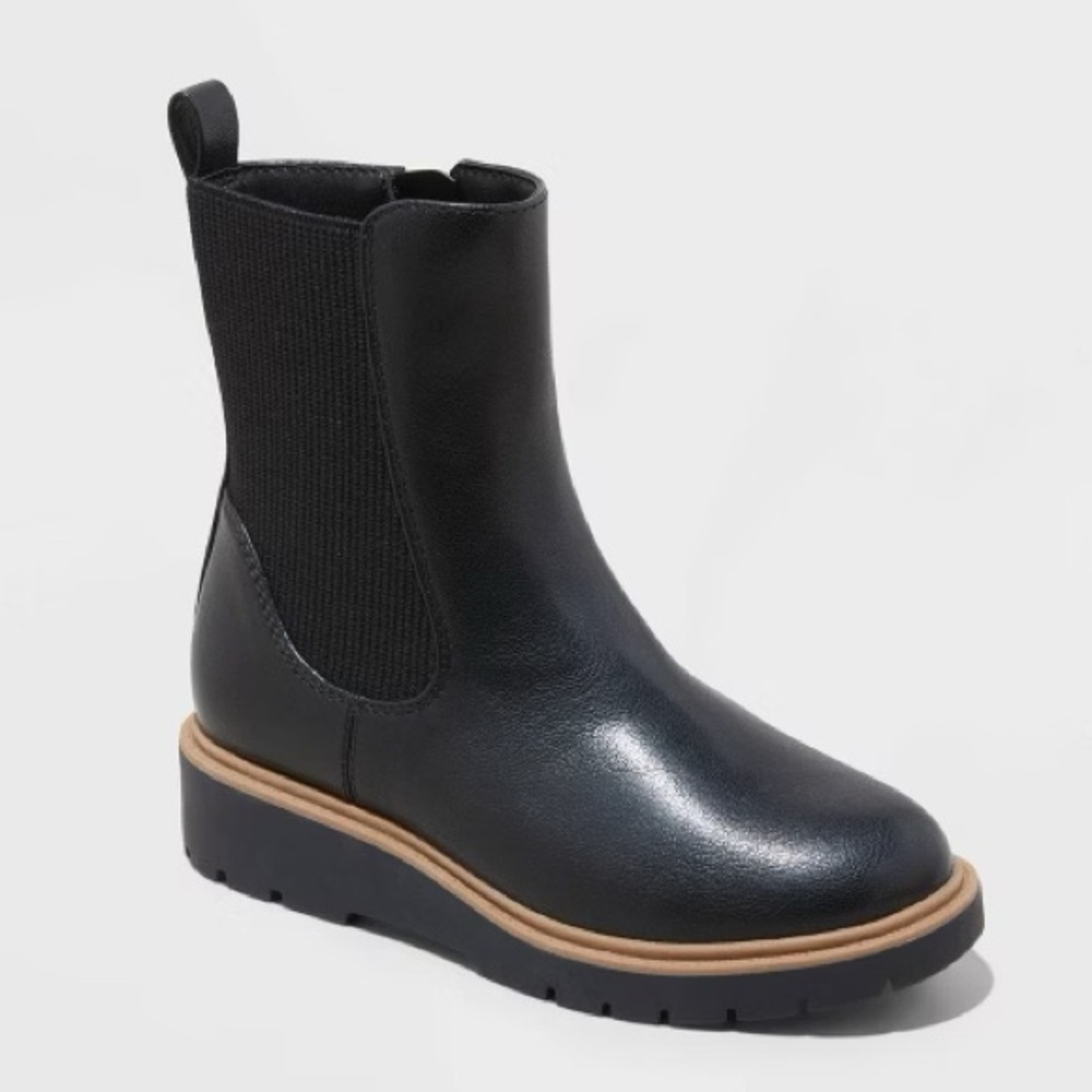 Art Class Laurel Chelsea Boot Girls Size 3